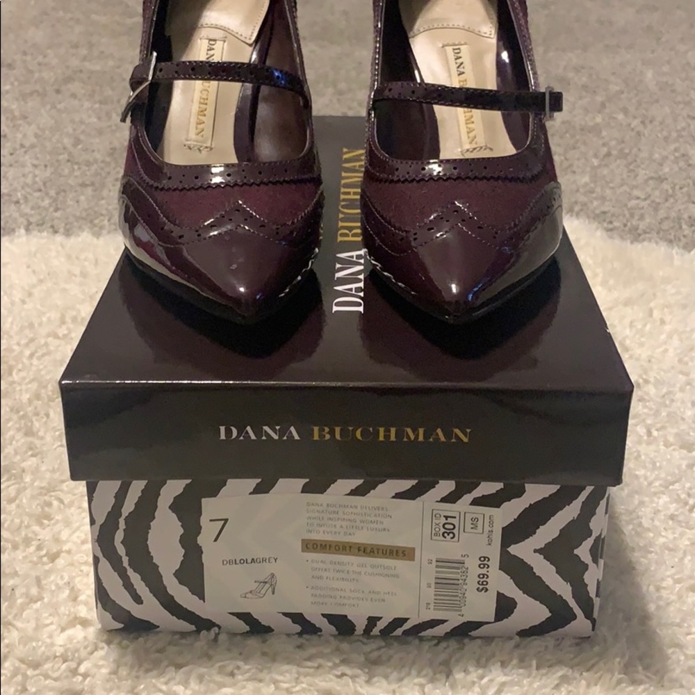 Brand New Dana Buchman Wine Heels w strap size 6.5